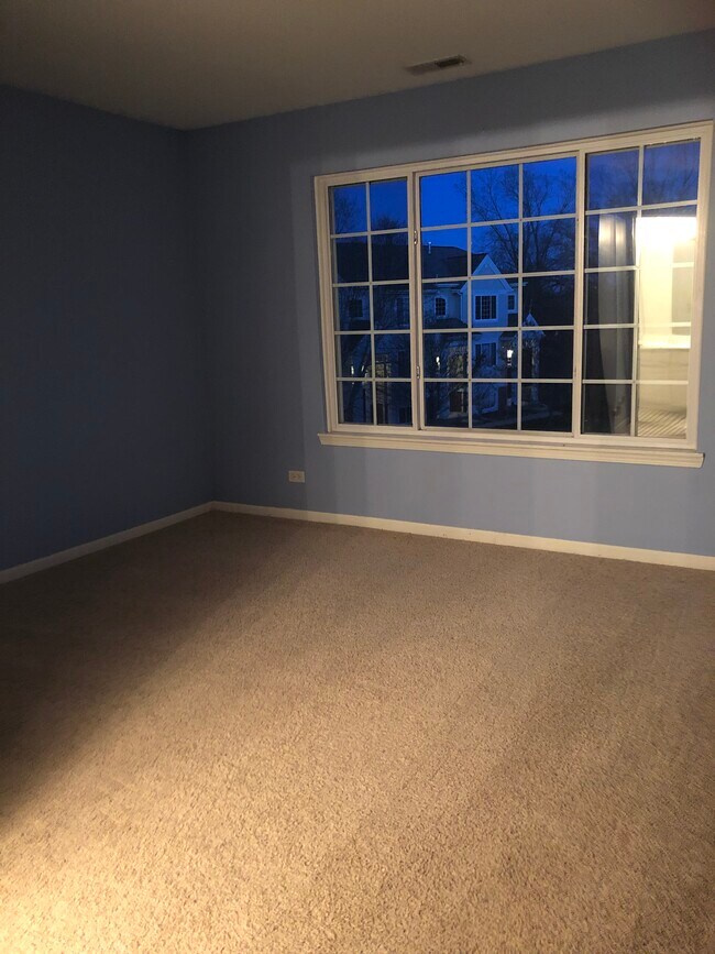 Building Photo - 617 Cary Woods Cir