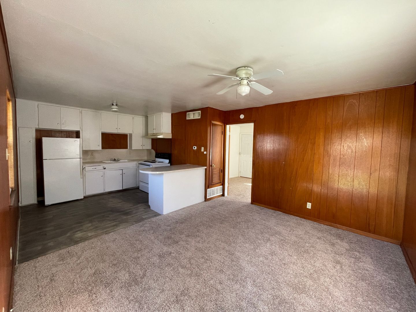 Building Photo - 1508 N W S Young Dr