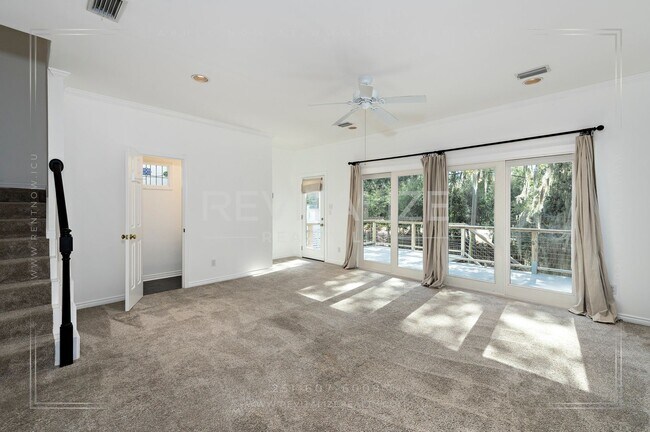 Building Photo - Charming 3-Level Home with Water Access in Daphne, AL