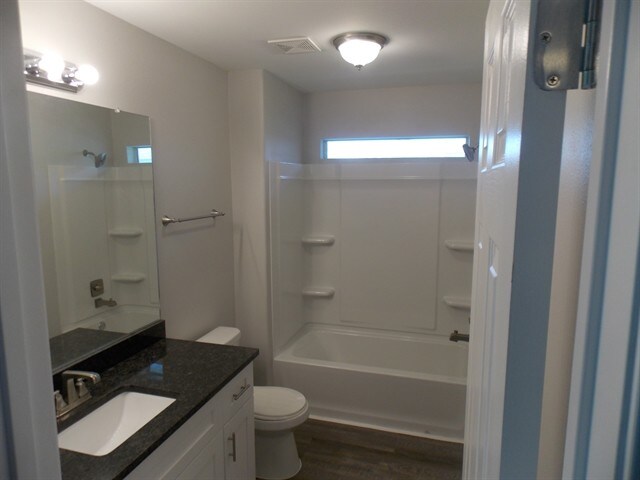 Building Photo - 13211 Ambrosa Dr