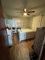 Building Photo - 186 Bradley St