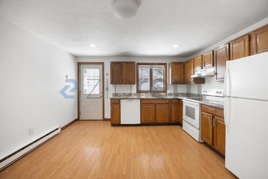 Building Photo - 3 Watson Ave