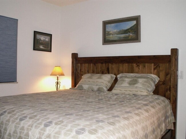 Building Photo - 203 E. Meadow Mile - 12-10