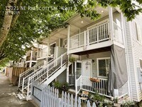 Building Photo - 13021 NE Prescott Dr