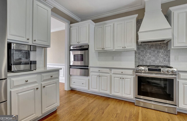 Building Photo - 795 Birkdale Dr