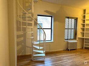 Building Photo - 605 W 112th St