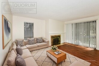 Building Photo - 2 Bed 2 Bathroom in Pinehurst (Plus Amenities!)