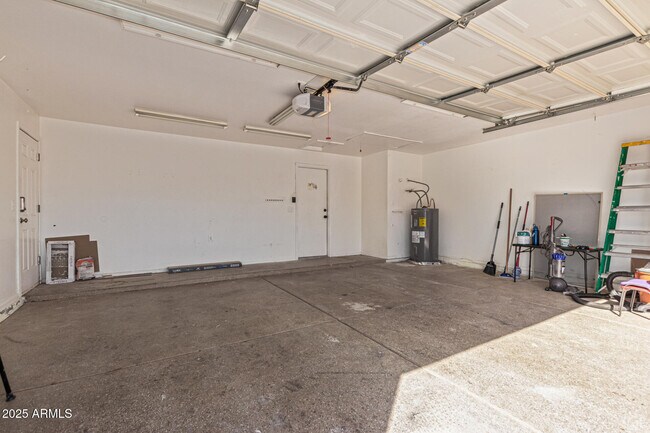 Building Photo - 5340 W Oraibi Dr