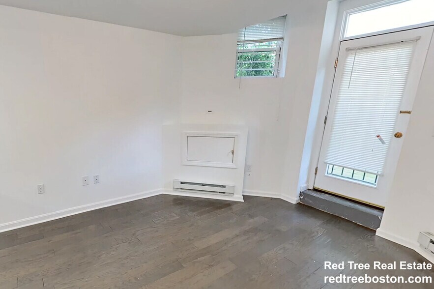 Primary Photo - 111 Jersey St