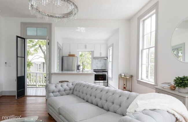 Building Photo - 1 br, 1 bath Condo - 20 Limehouse B Unit B