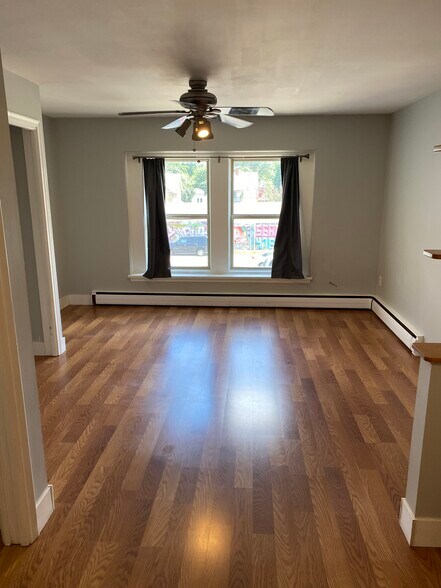 Primary Photo - 1135 S Washington Ave #14