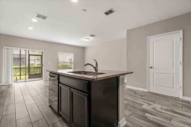 Building Photo - 1155 Water Iris Wy