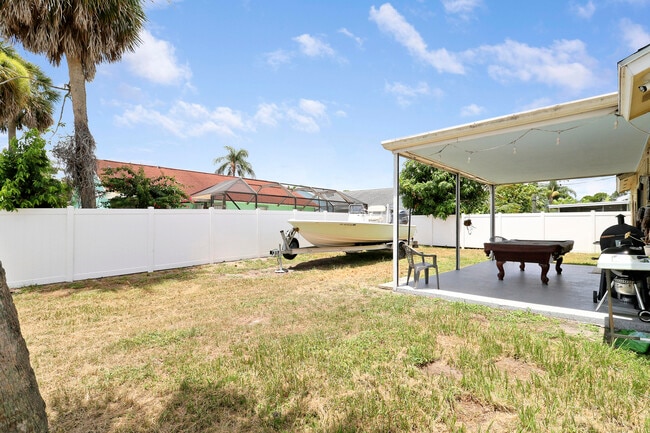 Building Photo - 108 Greenbriar Dr