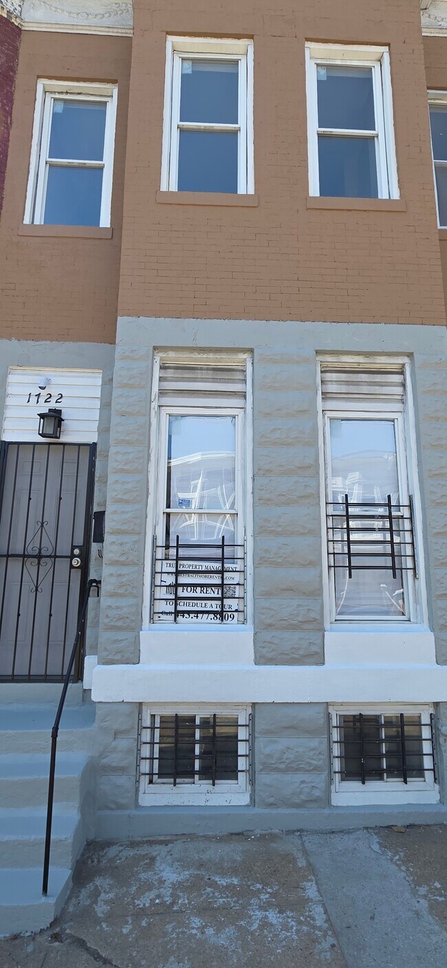 Building Photo - 1722 N Monroe St