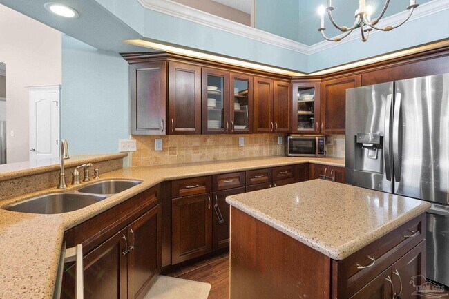 Building Photo - 1672 Kauai Ct