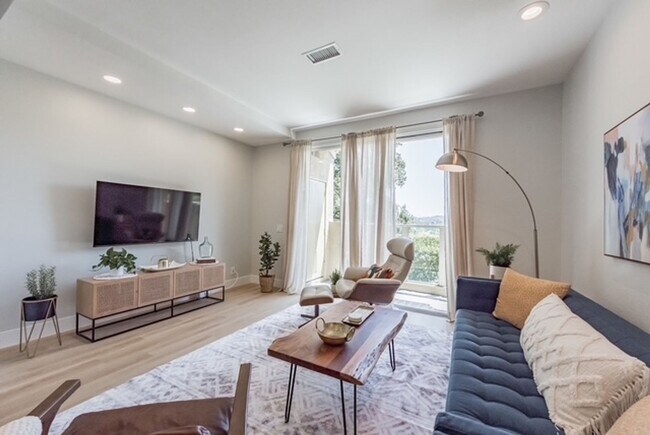 Building Photo - Stylish Laguna Niguel View Condo in Resort-Style Beach Community