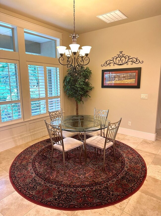 Building Photo - Exquisite Corrente Bello Home in Eagle