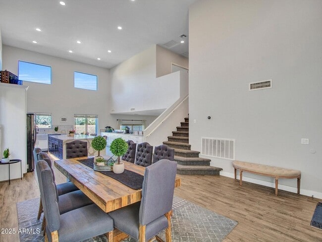 Building Photo - 4326 W Kenai Dr