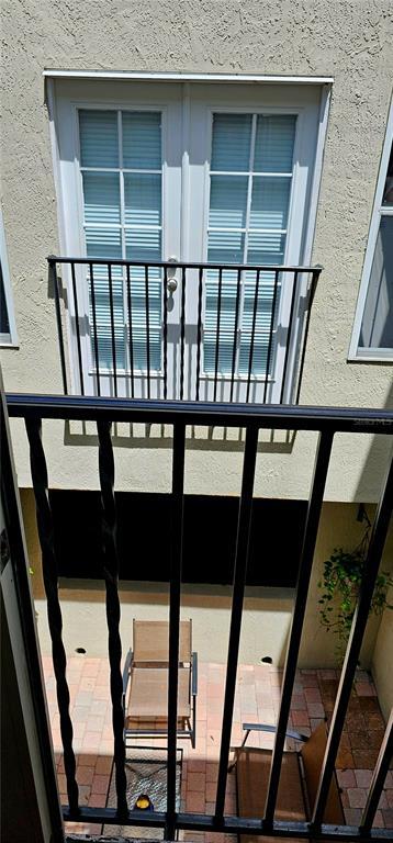 Building Photo - 1147 Delaney Ave