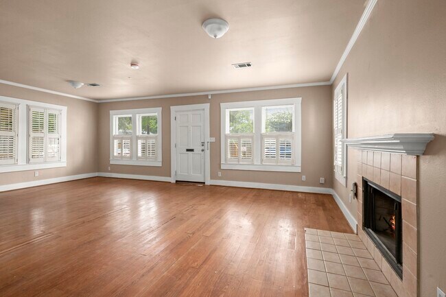 Building Photo - 1409 Dorothy St