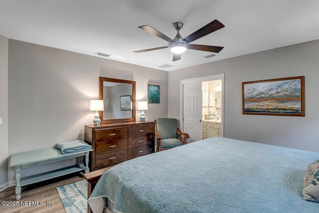 Building Photo - 1908 Sea Oats Dr