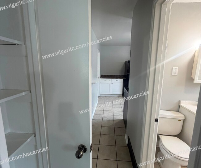 Building Photo - Newly updated 5 Bedrooms, 2- Bathroom Home
