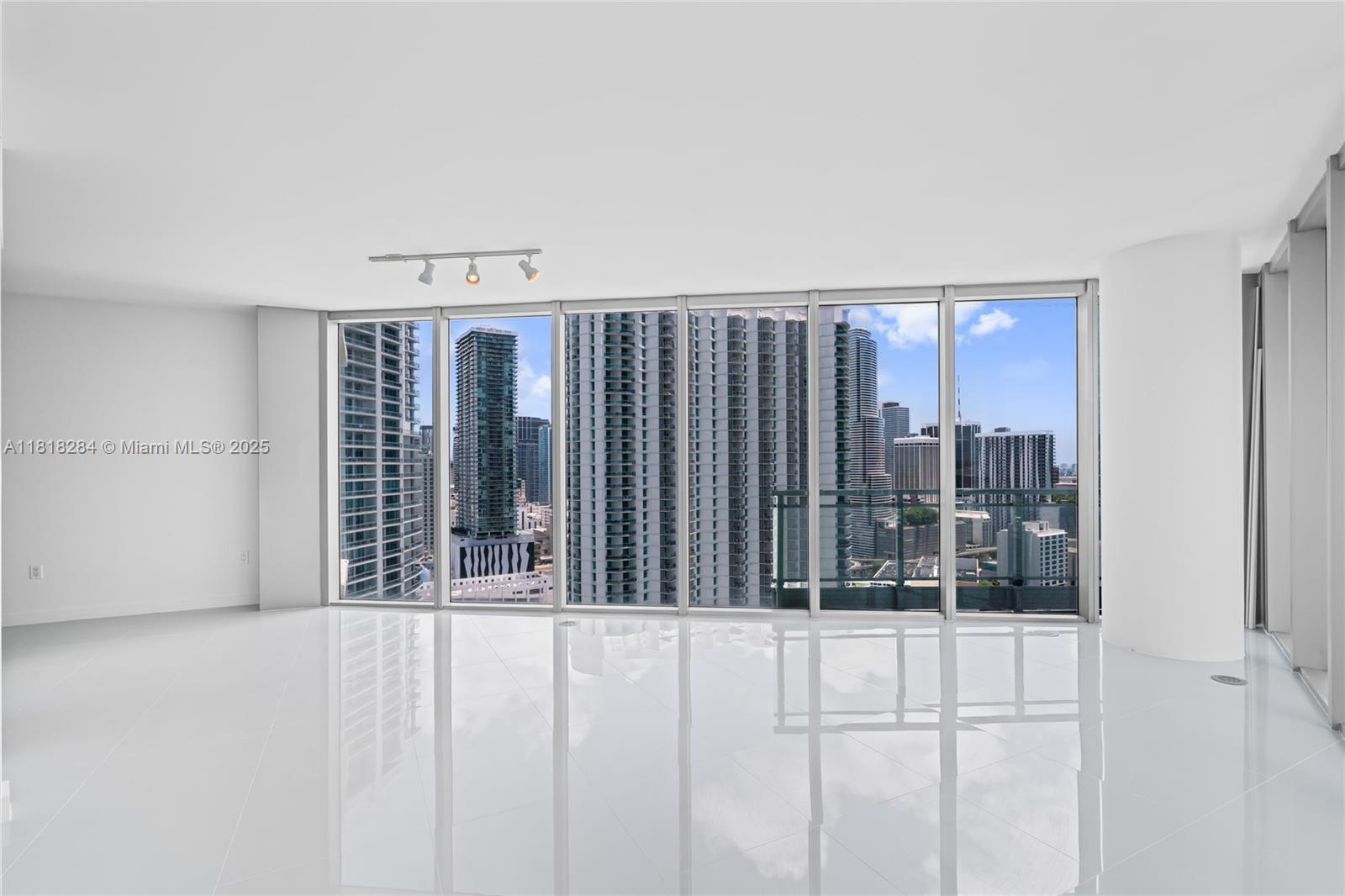 Building Photo - 1300 S Miami Ave