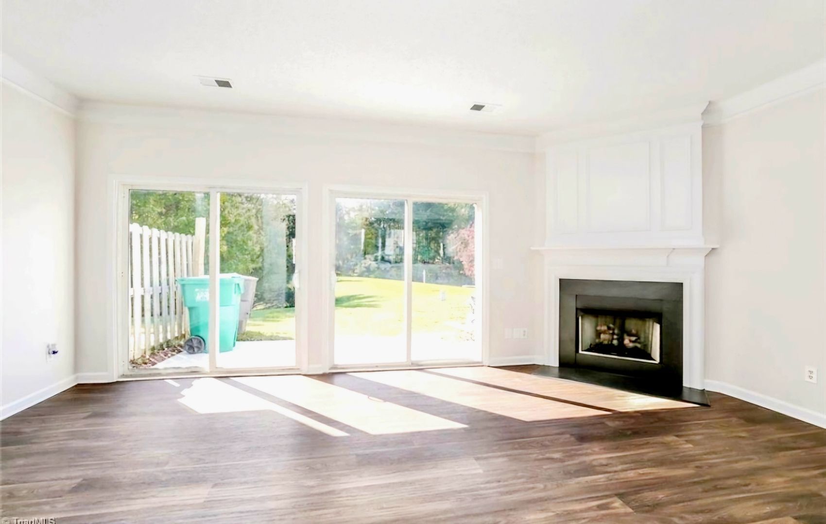 Building Photo - 3956 Elizabeth Glen Way