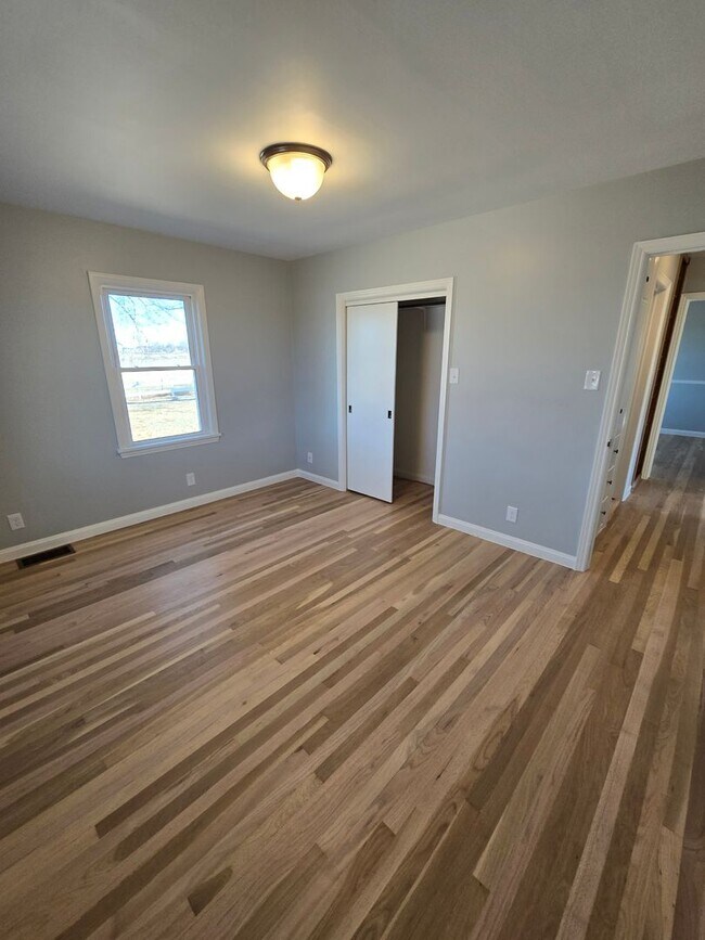 Building Photo - Remodeled Ranch Home