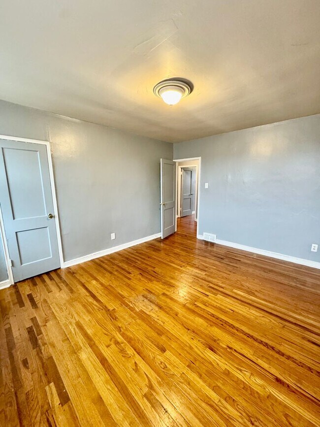 Building Photo - Spacious 3-Bedroom Home in Cedar Park – Av...