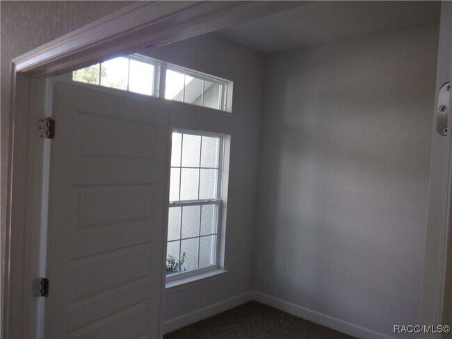 Building Photo - 1155 S Brookfield Dr