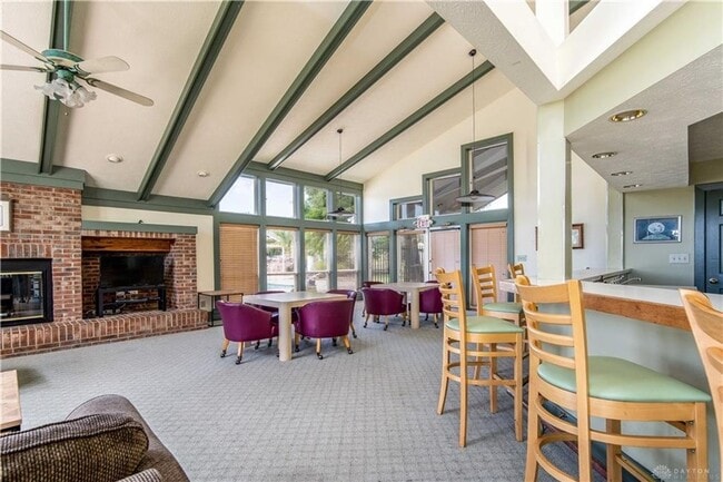Building Photo - 148 Mallard Glen Dr