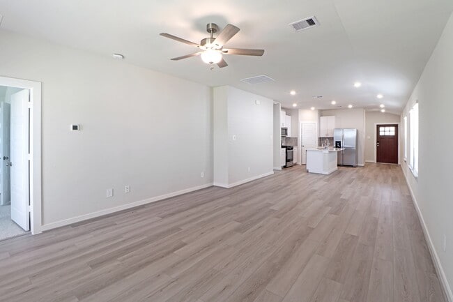 Building Photo - 2611 Cactus Rnch Ln