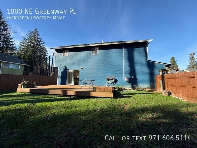 Building Photo - 1000 NE Greenway Pl