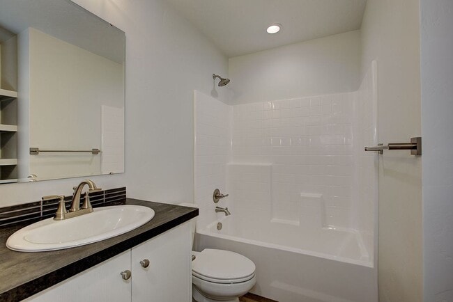 Building Photo - The 3 bedroom, 2 bedroom home also has a f...