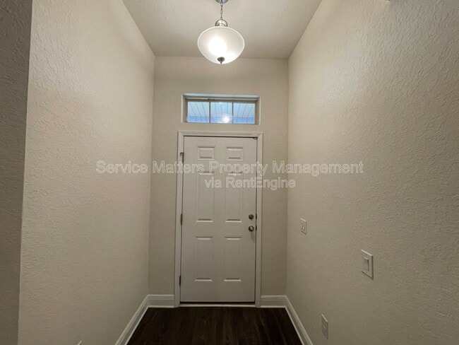 Building Photo - 5153 Peach Dr