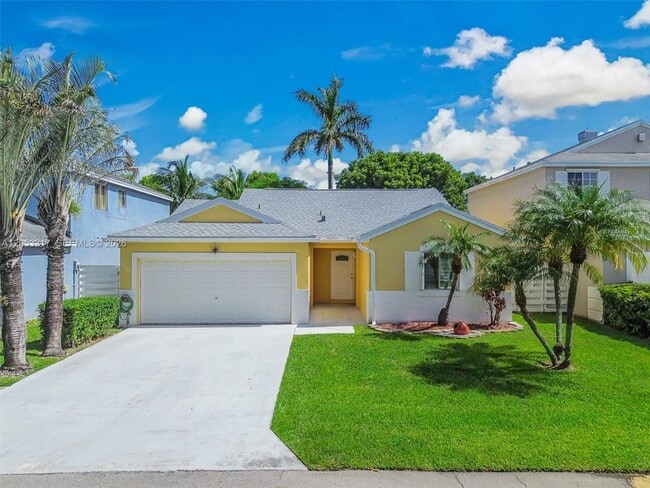 Building Photo - 13765 SW 145th St