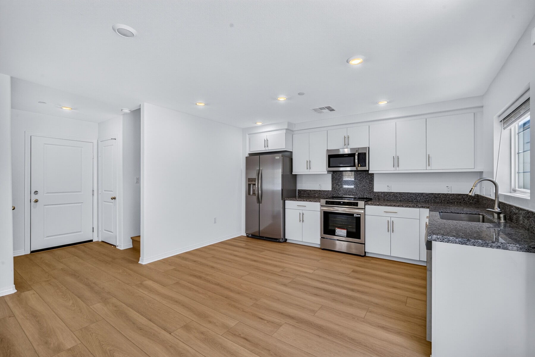 Building Photo - 7030 Olive Grove St