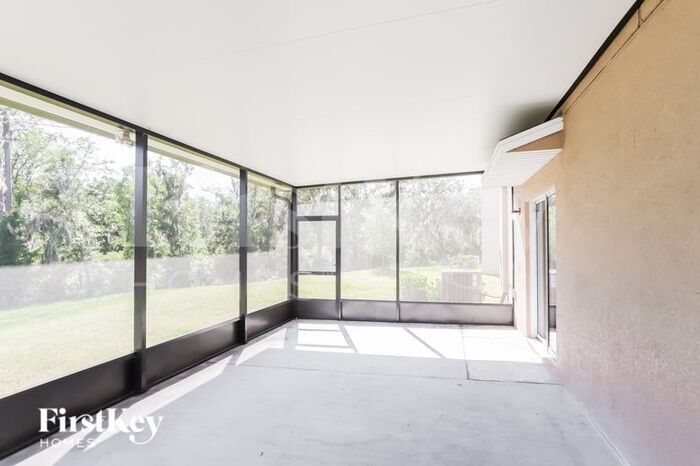 Building Photo - 17322 White Mangrove Dr