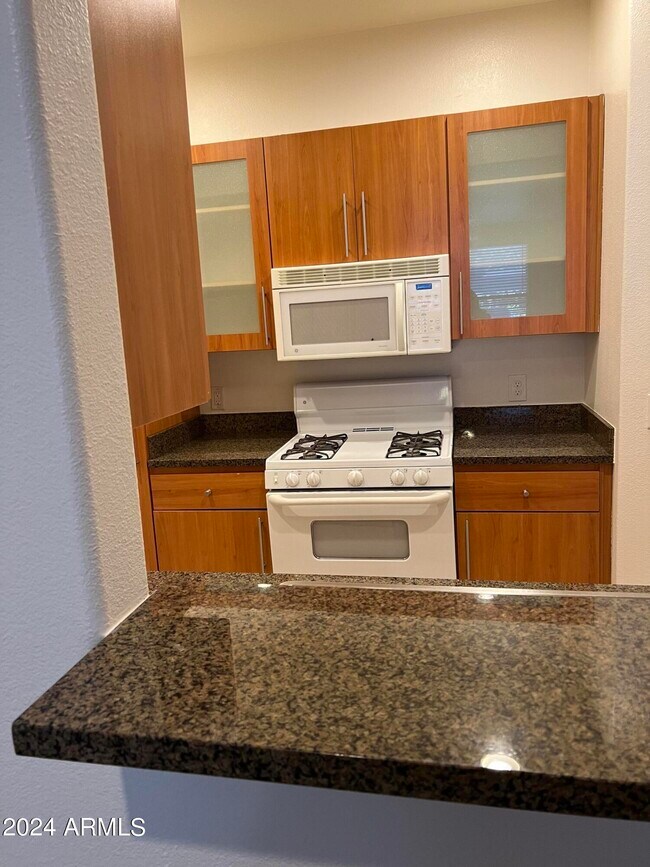 Building Photo - 6900 E Princess Dr