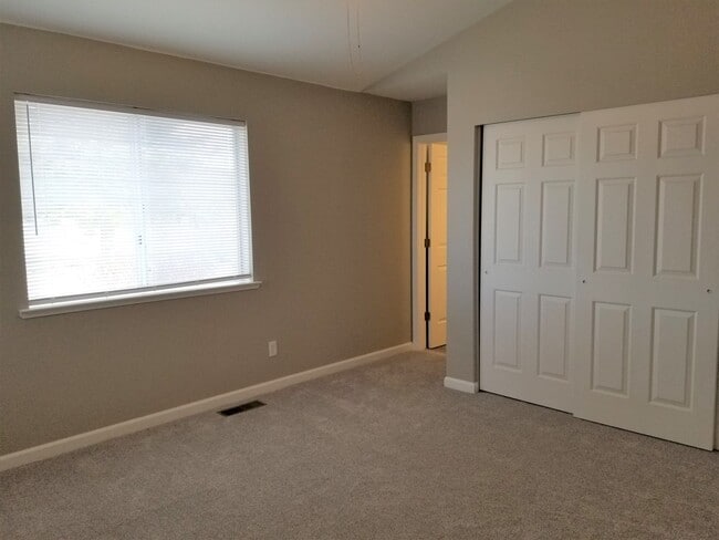 Building Photo - Home For Rent in Gardnerville-Fish Springs...