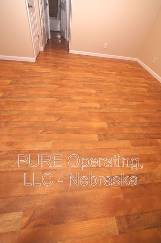 Building Photo - 612-616-616 N 46th St