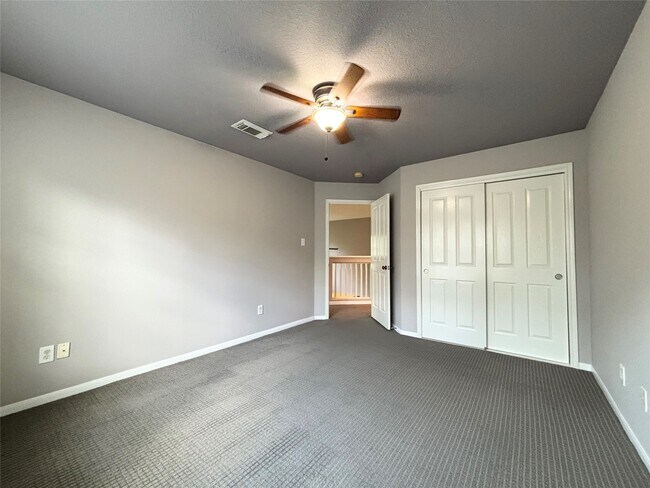 Building Photo - 21 Stone Creek Pl