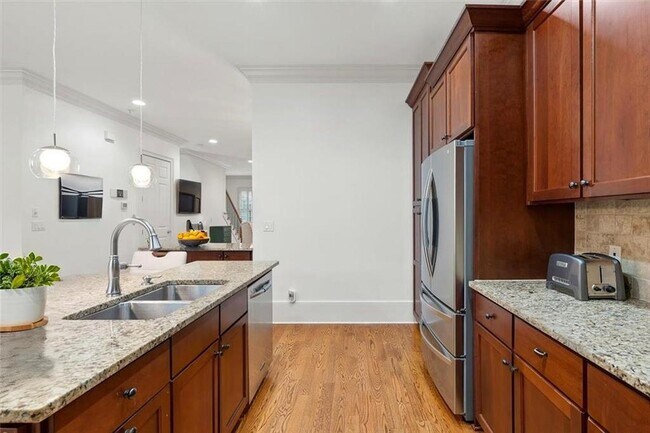 Building Photo - 4209 Whitby Way SE