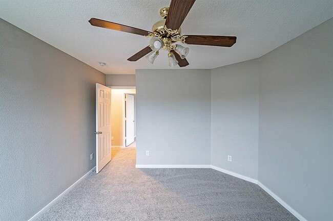 Building Photo - 28877 San Bernard River Loop