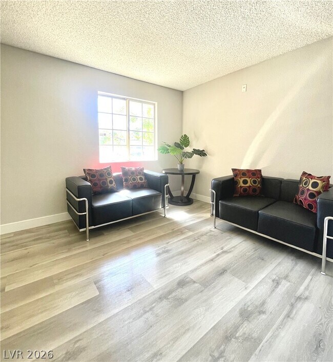 Building Photo - 5250 Mission Carmel Ln