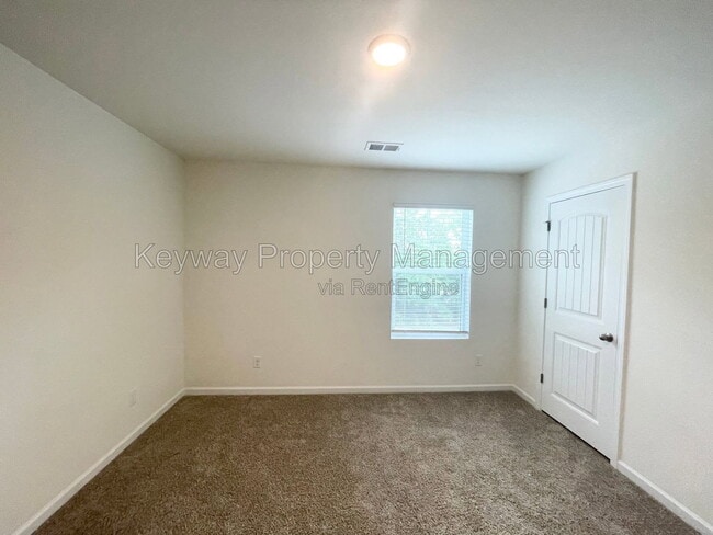 Building Photo - 5057 Needle Palm Rd NW