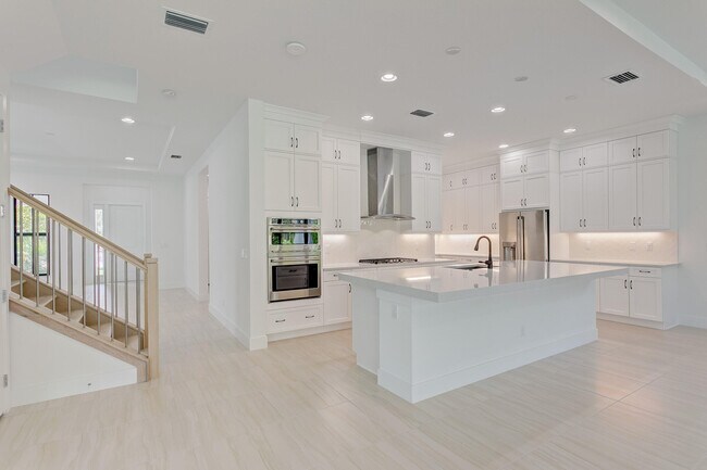 Building Photo - 13559 Artisan Cir