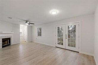 Building Photo - 15209 Sun-Bird Ln