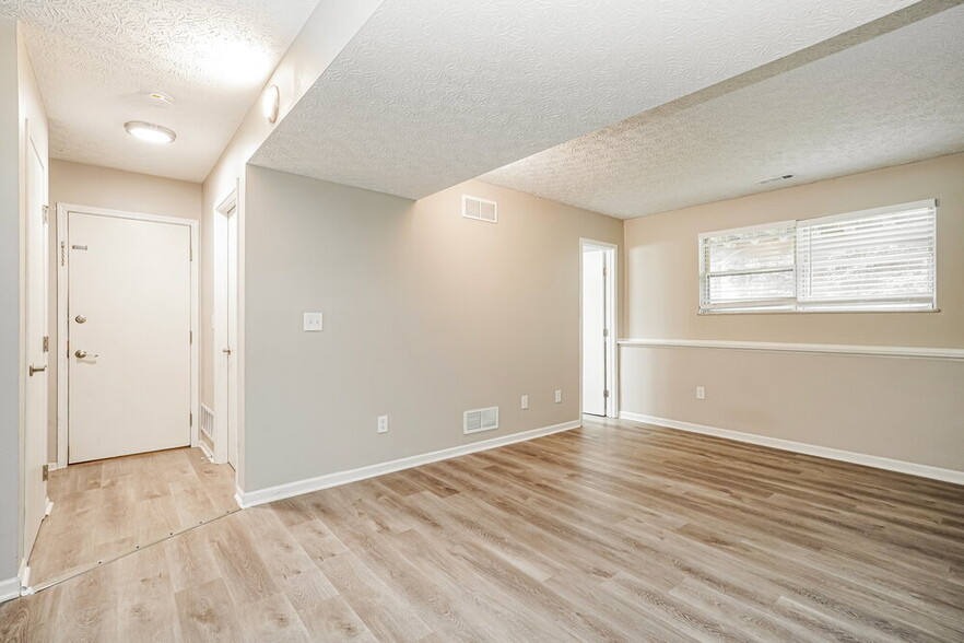 Building Photo - 1324 Winesap Dr